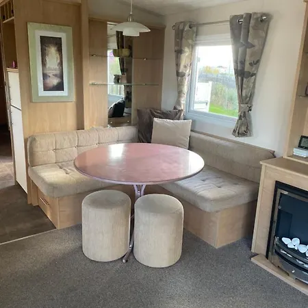 8 Birth Caravan Marine Holiday Park Rhyl Exterior photo